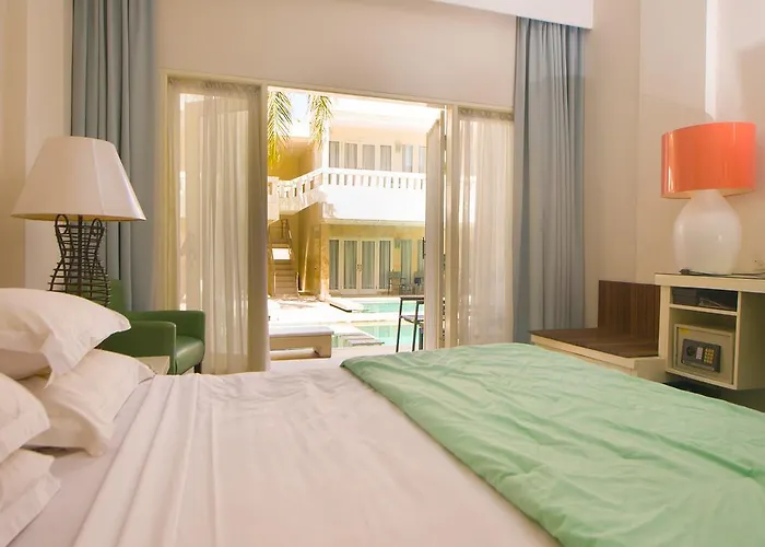 Bali Court Hotel & Apartment